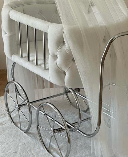 Luxury Baby Crib With Silver Wheels - Cream