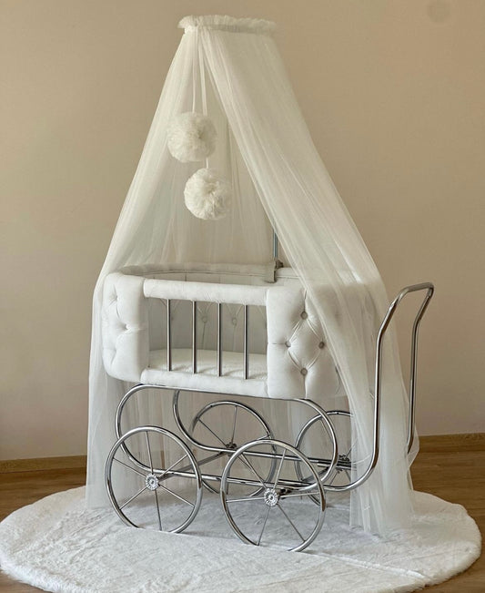 Luxury Baby Crib With Silver Wheels - Cream