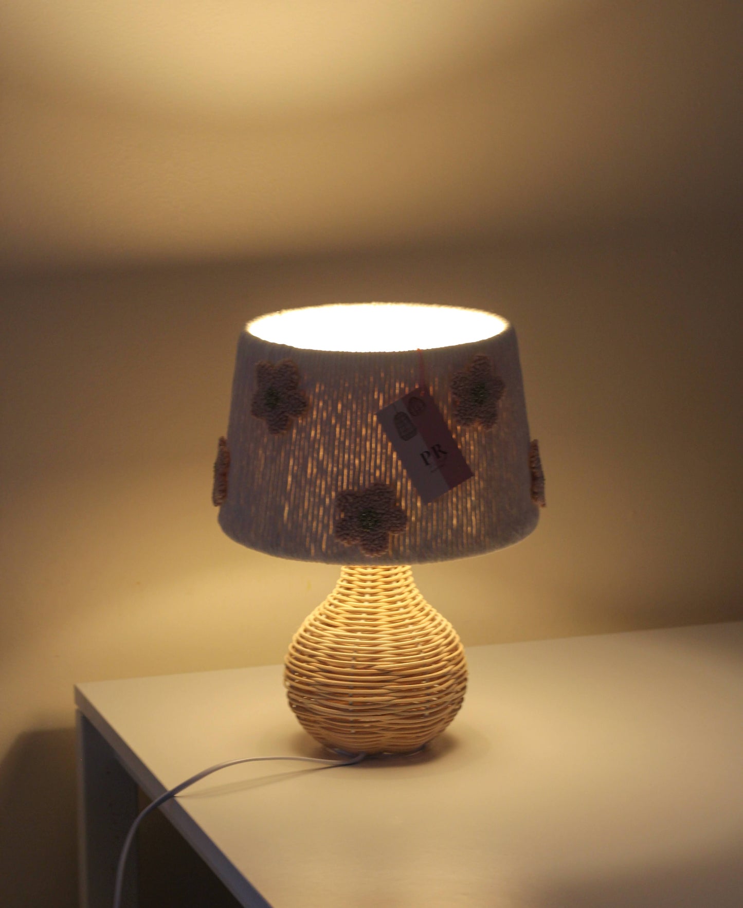 MISS BLOOM TABLE LAMP decorated with pink gold flowers